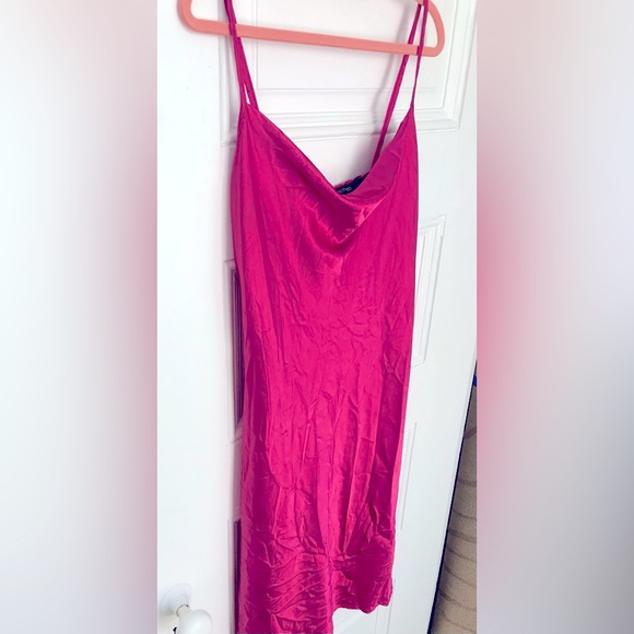 Magenta Silk Cowl Neck Evening Mini Dress in size (12) Strappy Cute Flared Hem - Picture 6 of 8